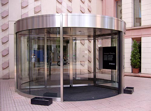 �������Զ���ת��